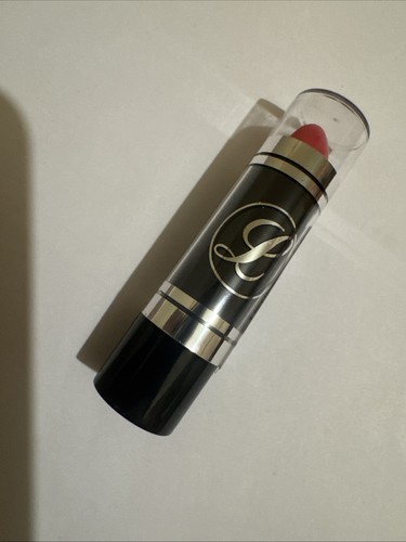 Lipstick cerise pink - cerise,