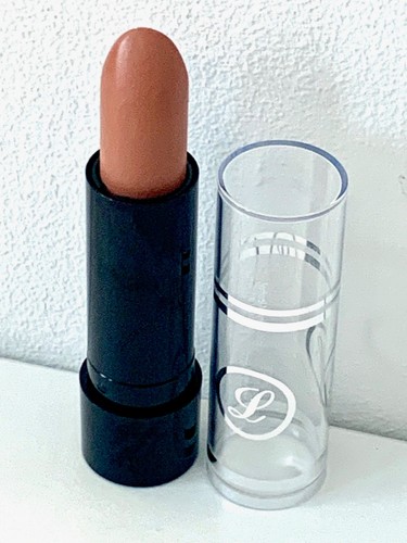 Laval lipstick cafe - laval,